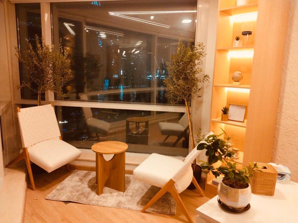 customized luxury office fitout